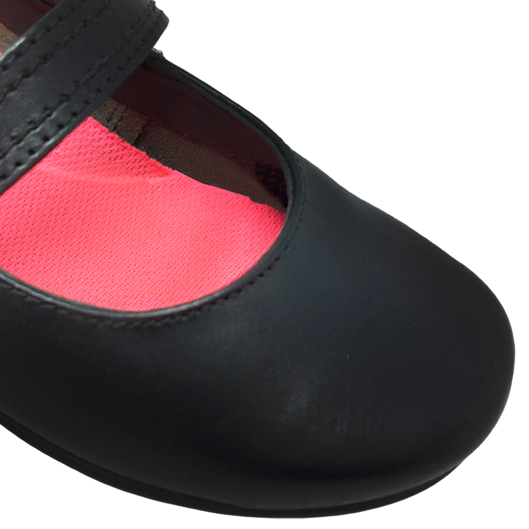 Zapatos escolares Rebeca para niña color negro