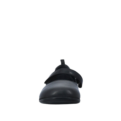 Zapatos escolares Ana para niña color negro